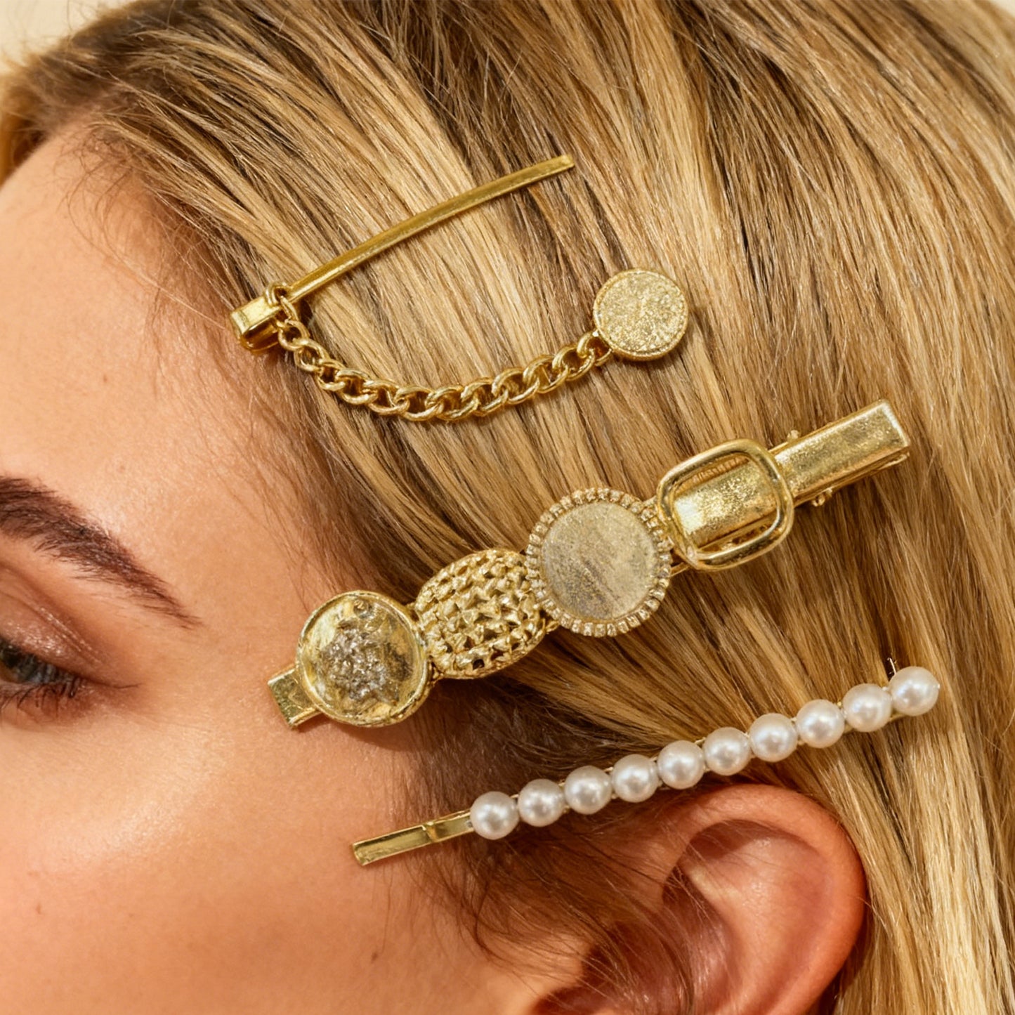 Pearl Hair Clips - 2pcs