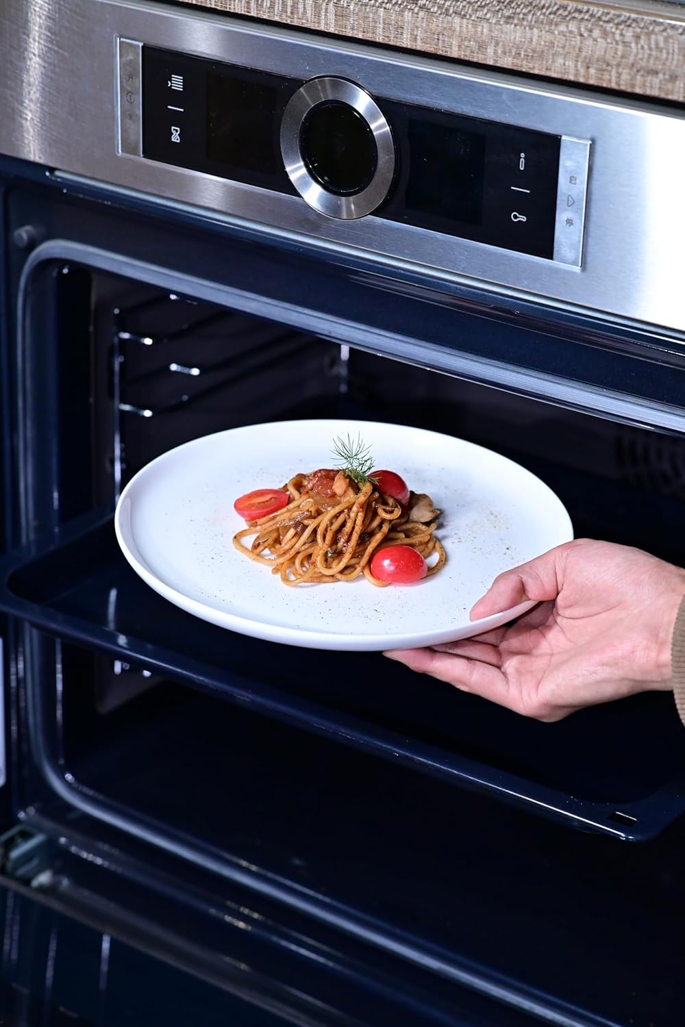 Lily Bone Dinnerware Set, 16 Pieces