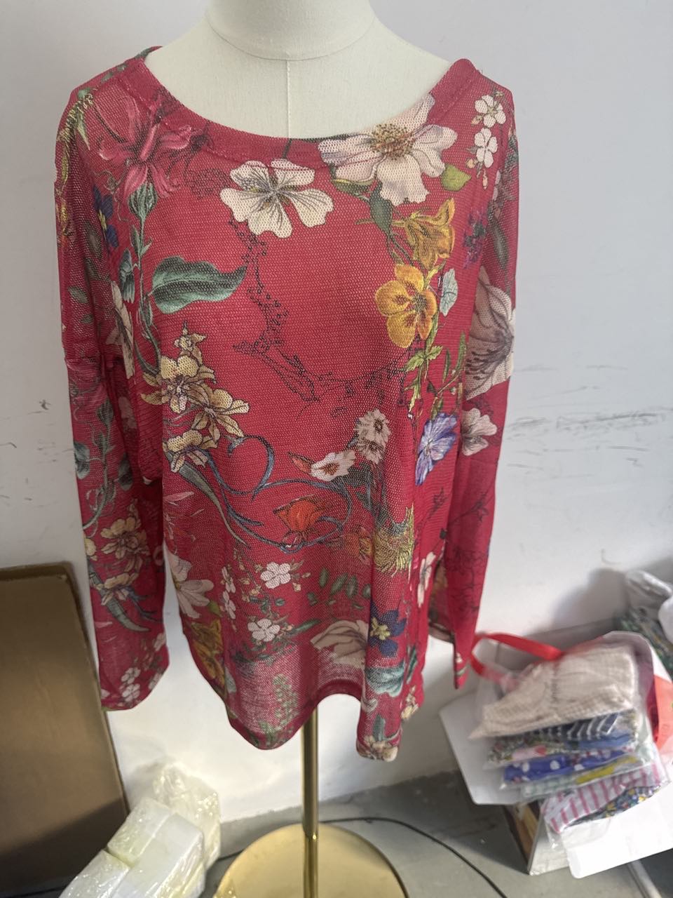 Graphic Crew Neck Tunic Top